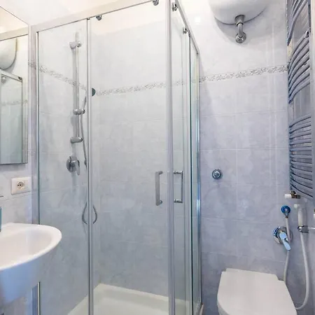 Apartamento Moderno Ladispoli